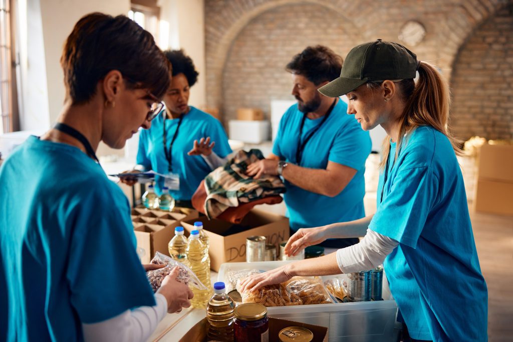 Food bank work as an example of community engagement marketing
